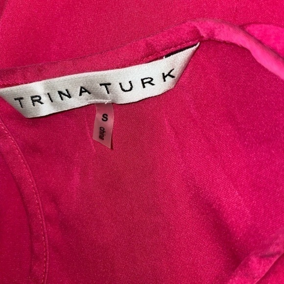 Trina Turk Silk Hot Pink Asymmetrical Flow Pleated Sleeveless Top Blouse Sz S - Picture 7 of 10